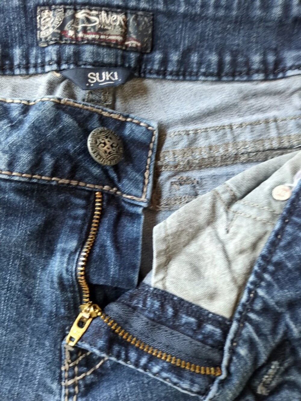 Silver Suki Women’s W34xL25 Flared Ankle Jeans Medium Wash Mid Rise - Picture 12 of 12
